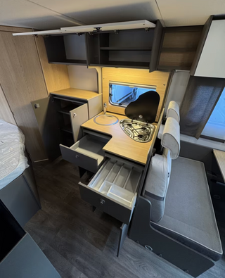 Wohnmobil Küche offen