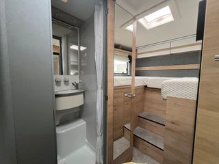 Wohnmobil Elba Bad innen